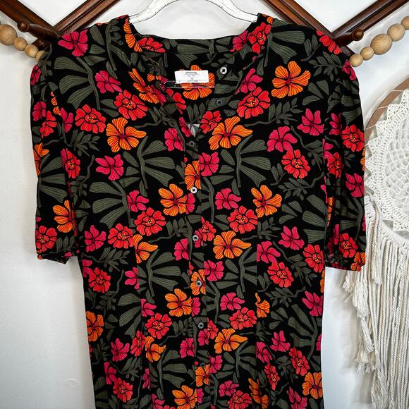 UNTUCKit Dresses & Skirts - UNTUCKit Autumn Floral Print Alix Dress